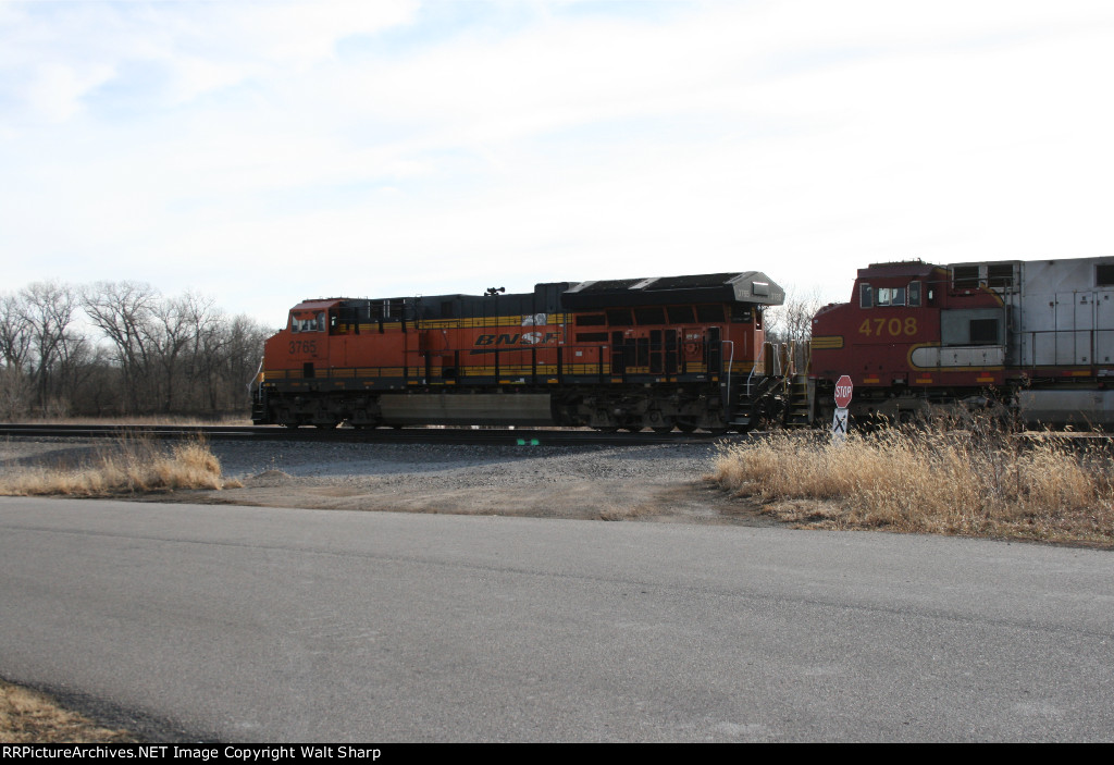 BNSF 3765